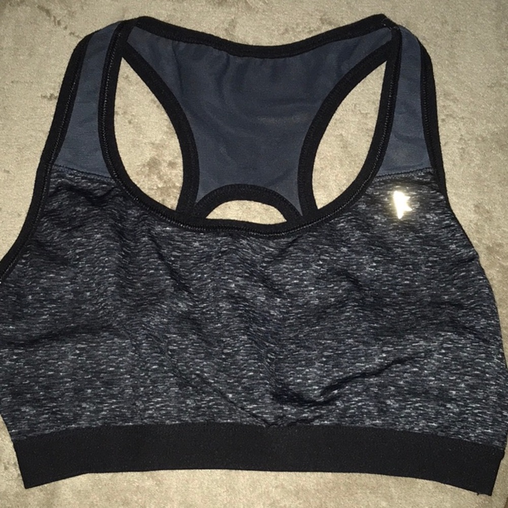 Black Sports bras